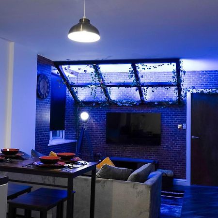 Stunning Two Bed City Centre Apartment Leeds  Exterior photo