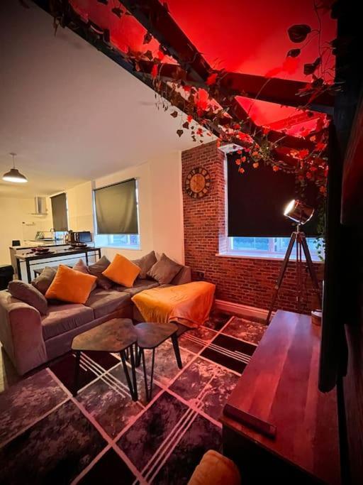 Stunning Two Bed City Centre Apartment Leeds  Exterior photo