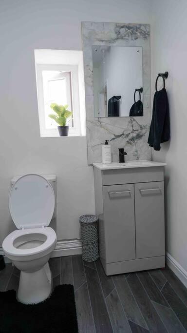Stunning Two Bed City Centre Apartment Leeds  Exterior photo