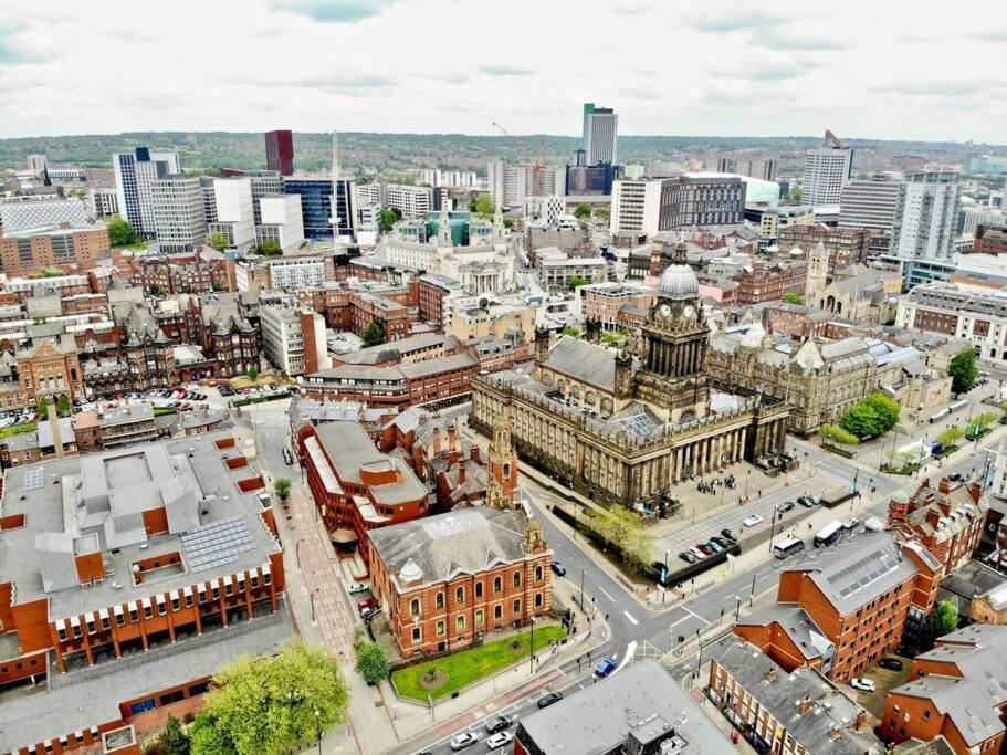 Stunning Two Bed City Centre Apartment Leeds  Exterior photo