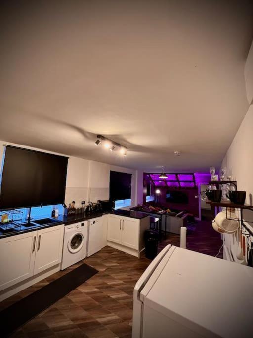 Stunning Two Bed City Centre Apartment Leeds  Exterior photo