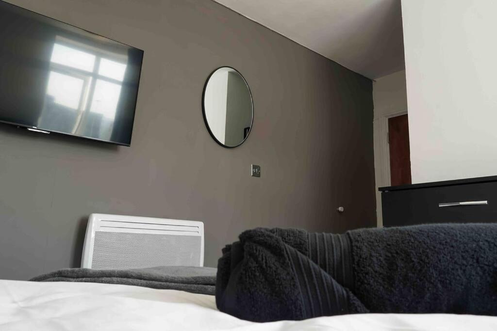 Stunning Two Bed City Centre Apartment Leeds  Exterior photo
